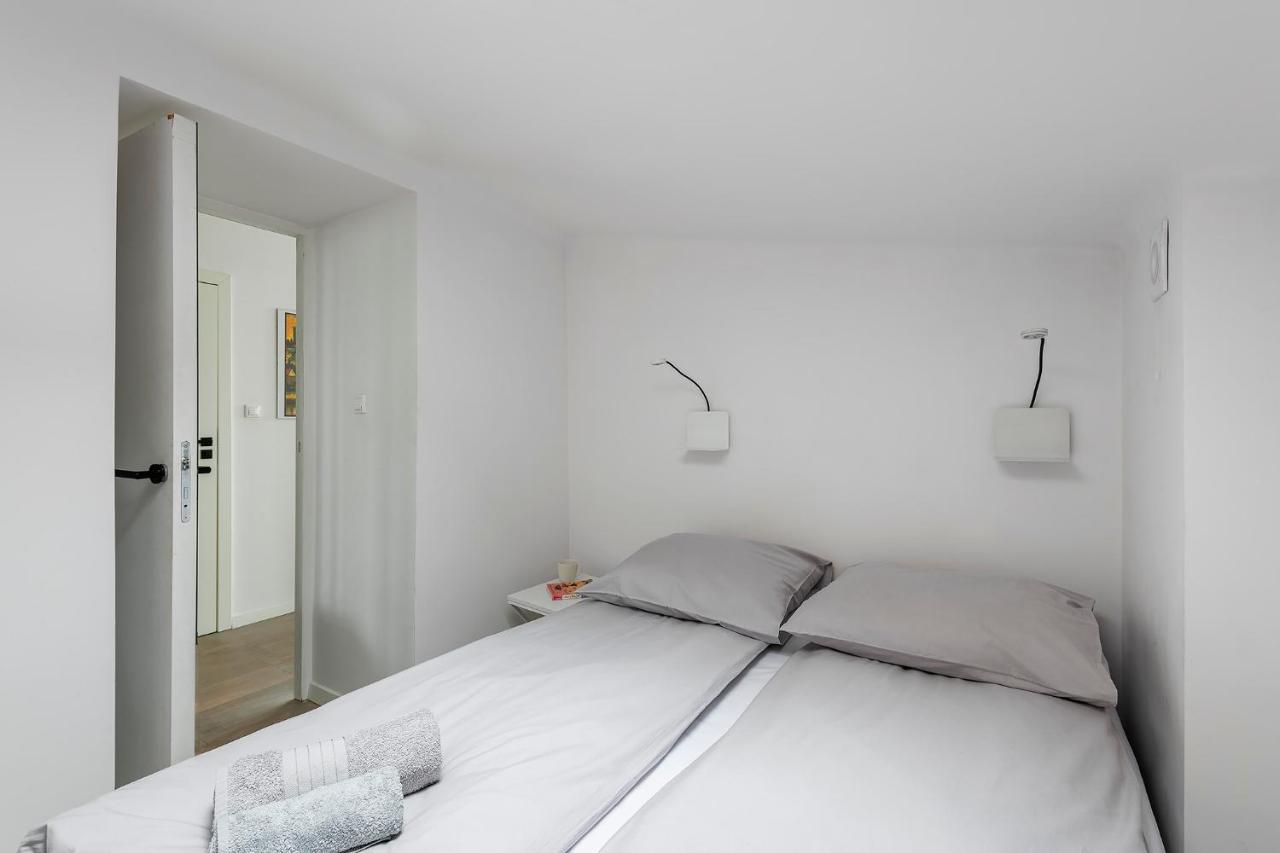 Sasiad Syrenki - Old Town Apartment Warschau Buitenkant foto